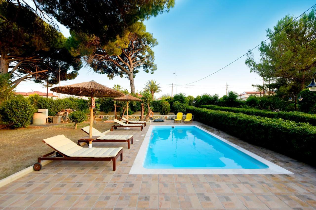 Island Rodos Pool Apartment *
